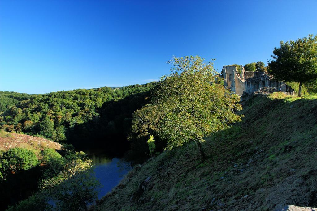 Hotel Du Berry Aigurande 외부 사진